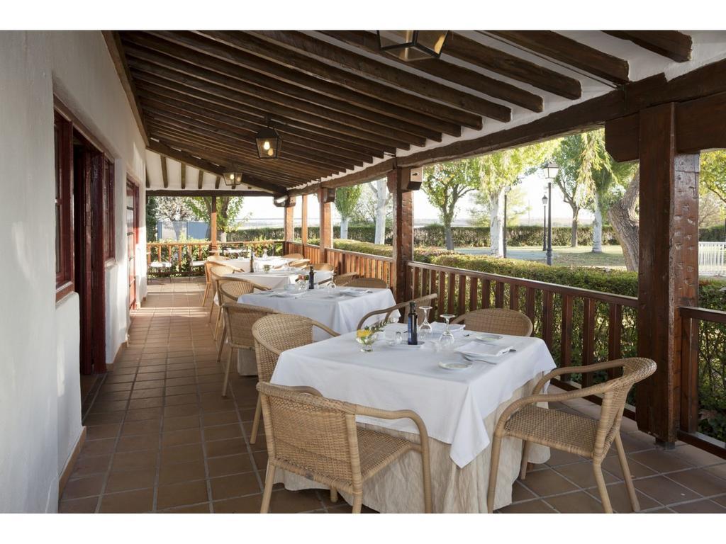 Hotel De 4*